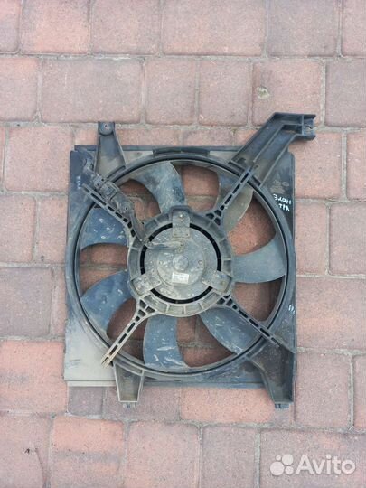 Вентилятор охлаждения Hyundai Elantra1.6 1003г