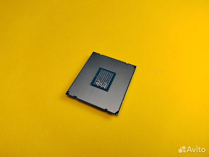 Серверный Intel xeon E5 2650V4 12 ядер 2900 мгц