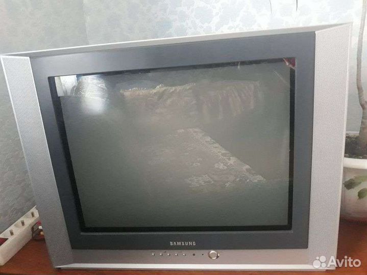 Телевизор бу цветные