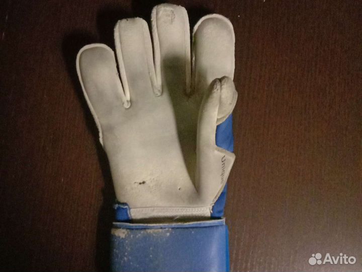 Вратарские перчатки Brave