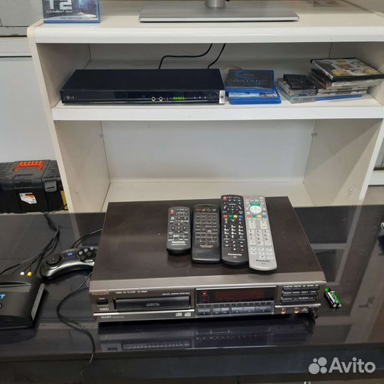 Panasonic :Тв 42, видео сд плейер, блю рей LG
