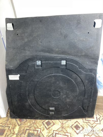 Обшивка пола(пол)багажника Mercedes Benz E класс