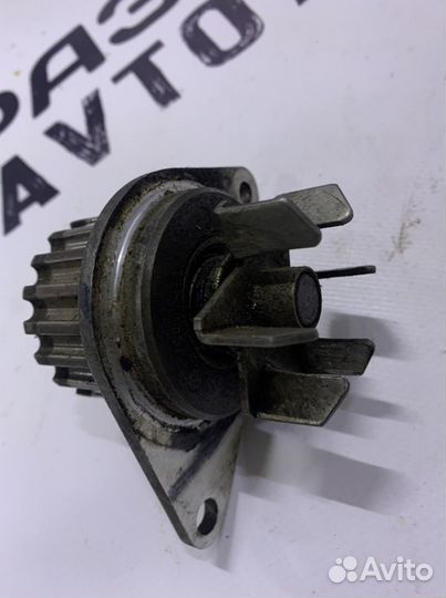 Насос водяной (помпа) Peugeot 206