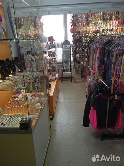 Готовый отдел бижутерии