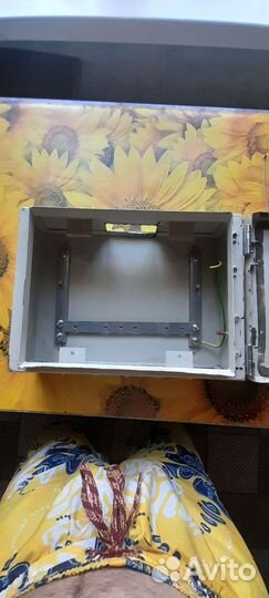 Бокс Щит короб электрический металлический