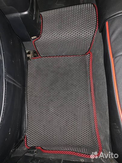 Eva эва коврики на Toyota Avensis в Благовещенске