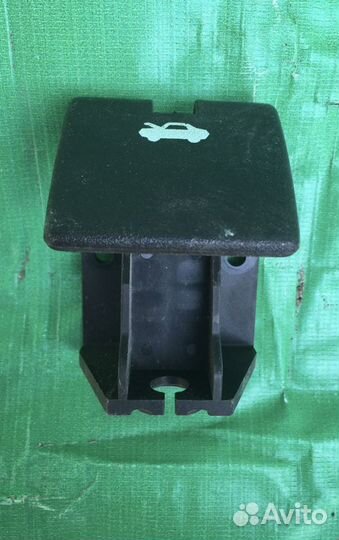 Ручка открывания капота Cadillac STS