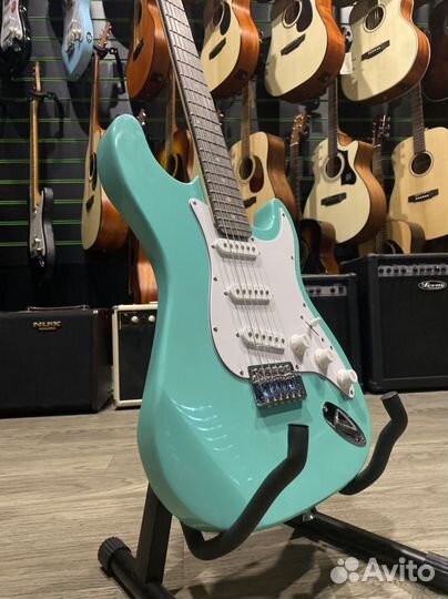 Электрогитара Fender стиль для новичка