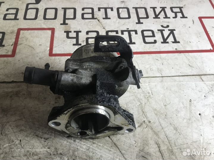 Насос вакуумный Nissan Qashqai I (2006—2010)