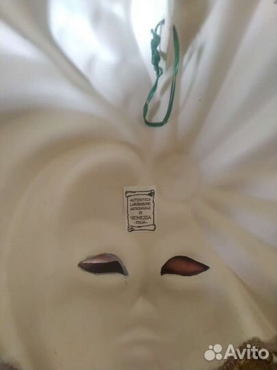 Венецианская маска большая