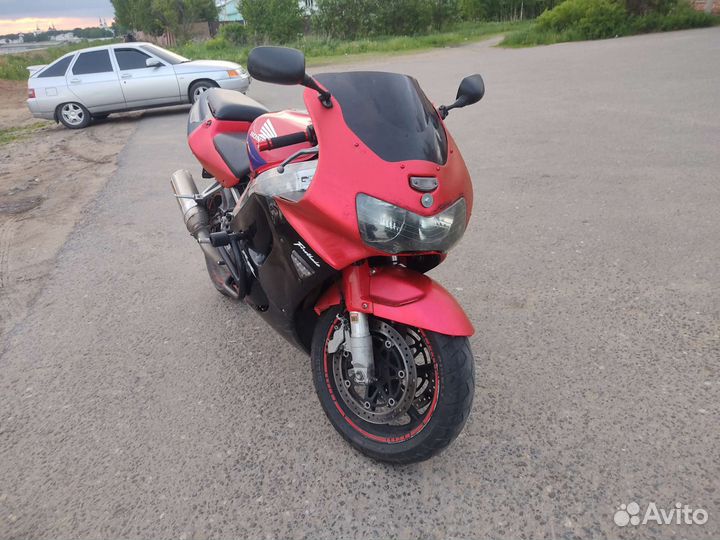 Honda CBR 919 RR