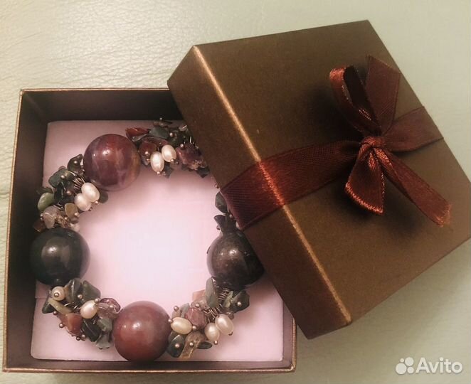 Нефритовый браслет