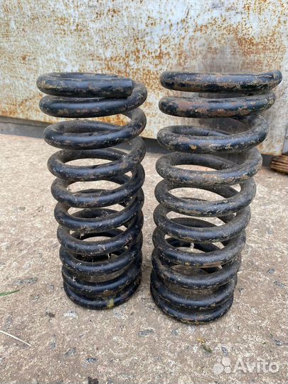 Пружины на переднюю подвеску для газ 2410 новые