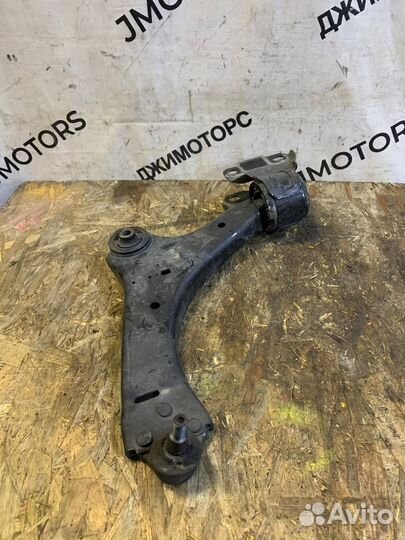 Рычаг нижний передний левый Volvo v70 P3