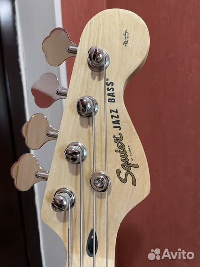 Бас гитара squier by fender affinity 4 струны