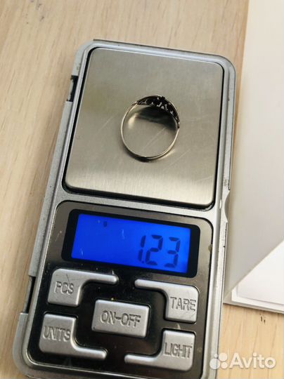 Серебряное кольцо