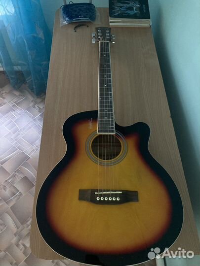 Акустическая гитара