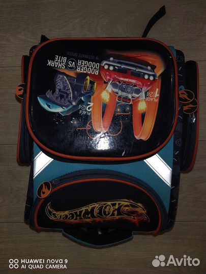 Школьный рюкзак