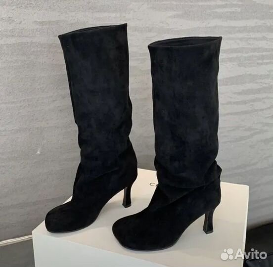 Сапоги с квадратным носом новые 2 цвета