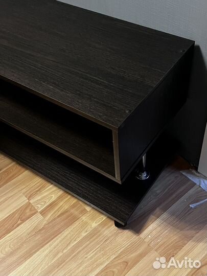 Тумба под телевизор
