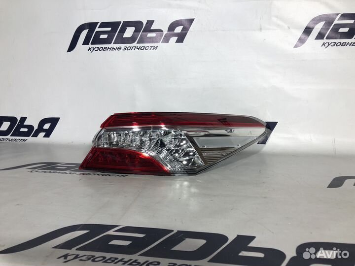 Фонарь Toyota Camry 8 XV70 (2017-нв) наружный прав