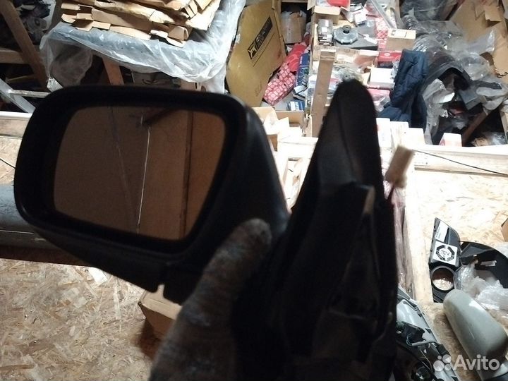 Левое зеркало mazda 323