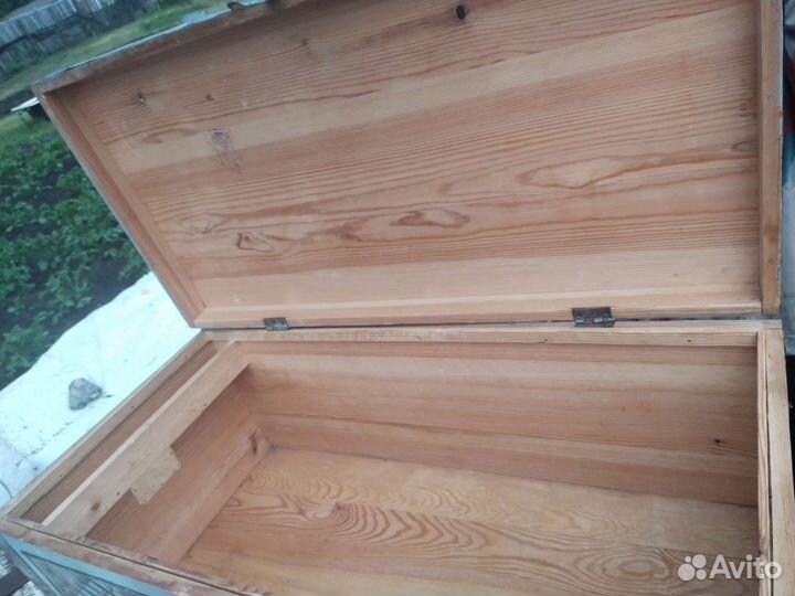 Сундук деревянный старинный