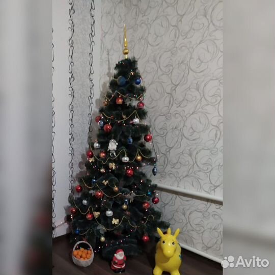 Елка искусственная