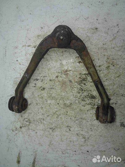 Рычаг передний левый верхний Cadillac Escalade GMT