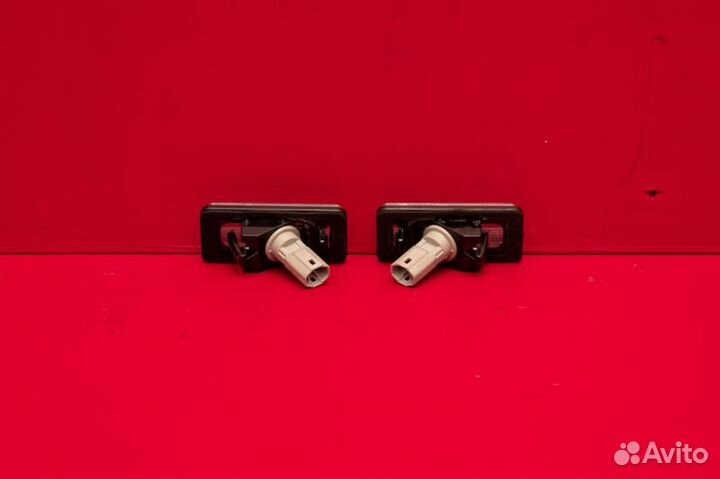 Подсветка номера Toyota Land Cruiser 200 1VD 2015