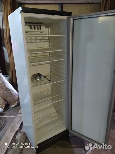 Холодильный шкаф витрина бу аптечный Vestfrost