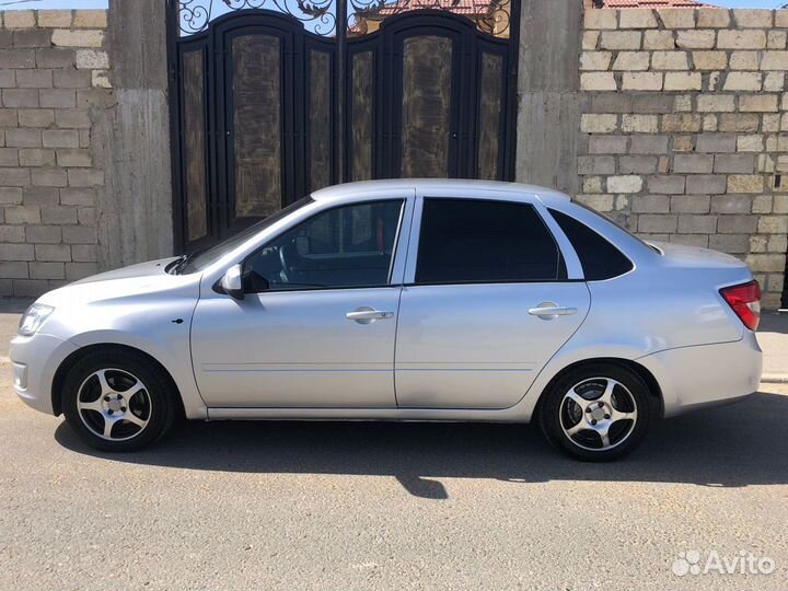 LADA Granta 1.6 МТ, 2013, 240 000 км