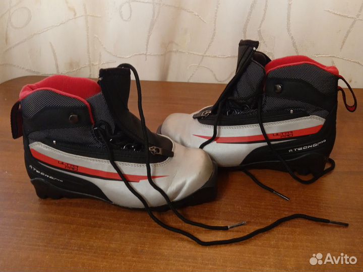 Лыжные ботинки детские 34