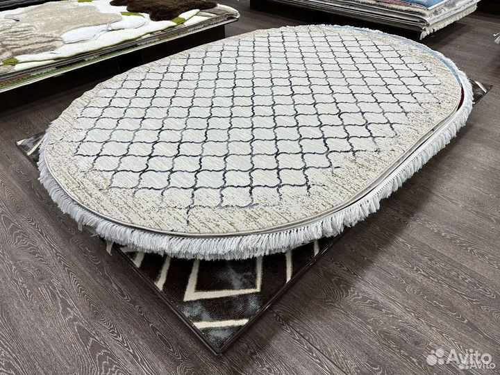 Ковер новый овальный 2х3