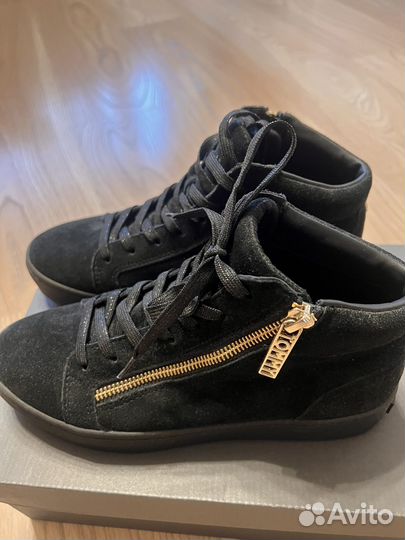 Продам ботинки Tommy Hilfiger