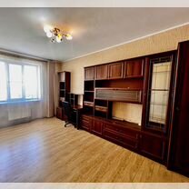 2-к. квартира, 61 м², 7/10 эт.