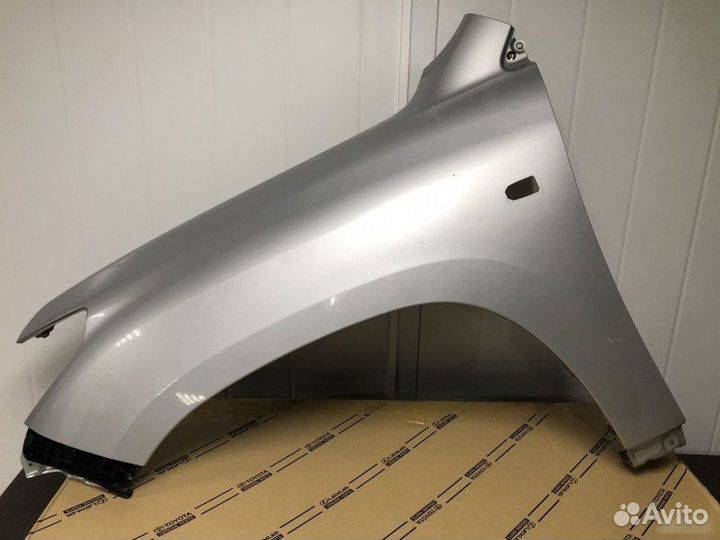 Крыло переднее Toyota Land Cruiser 200
