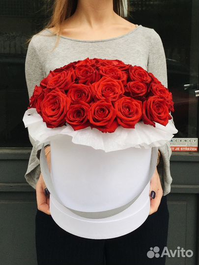 Цветы в шляпной коробке Пермь Доставка