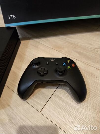 Xbox one x 1tb