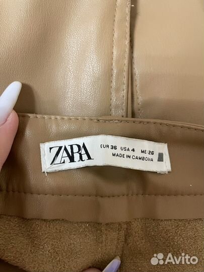 Кожаные штаны zara