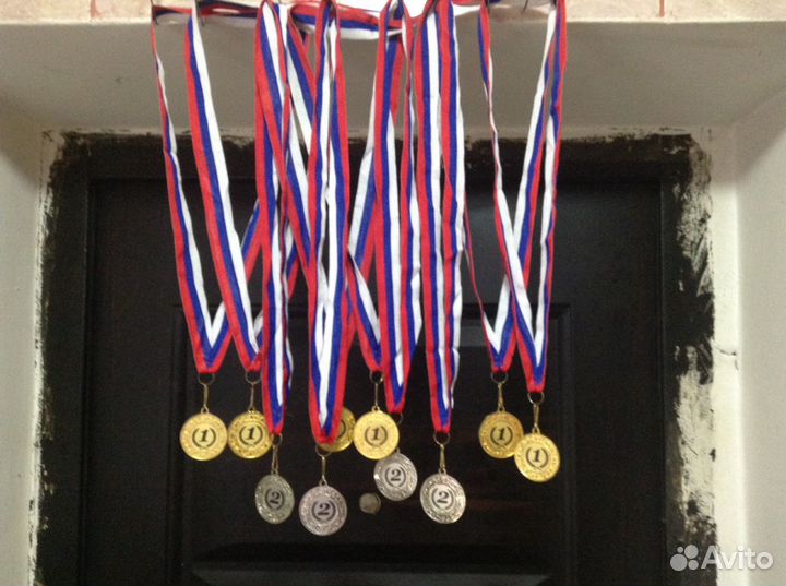 Медали