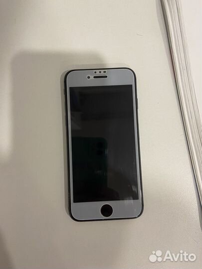 iPhone 8, 256 ГБ