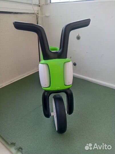 Беговел chillafish bunzi