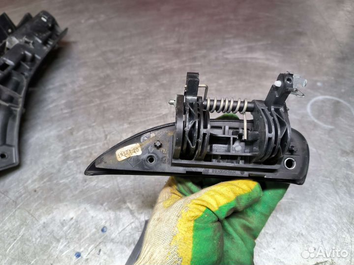 Рено duster 2 ручка двери наружняя правая