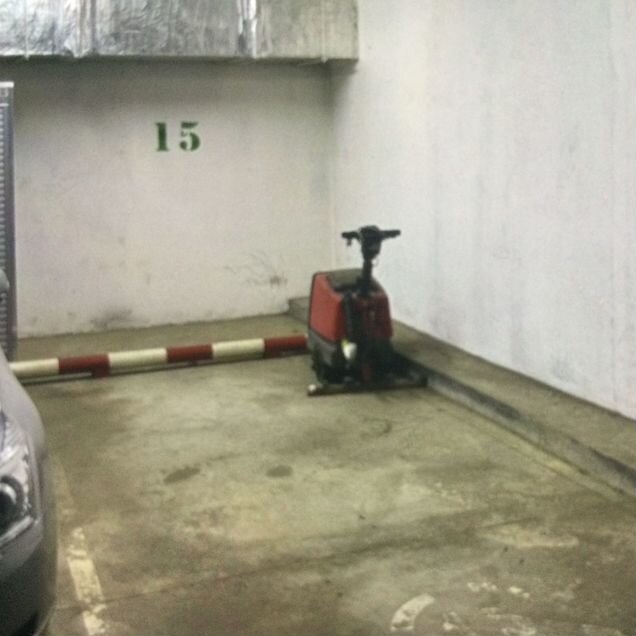 Машиноместо, 13 м²
