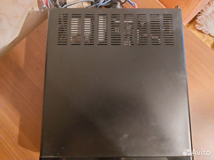 Видеомагнитофон VHS Akai VS-R9EM