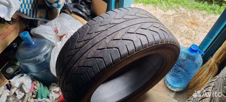 Yokohama Advan ST V802 295/45 R20