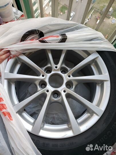 R16 Continental ContiWinterContact TS830 P SSR 205/60, PCD 5x120 DIA 72.6