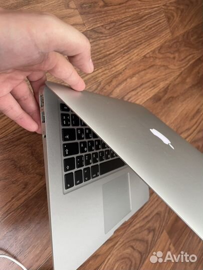 Apple MacBook Air 2011 13 i5