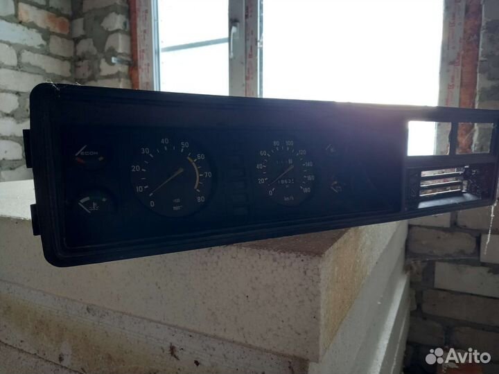 Щиток приборов ваз 2105,2107(карбюр см фото)